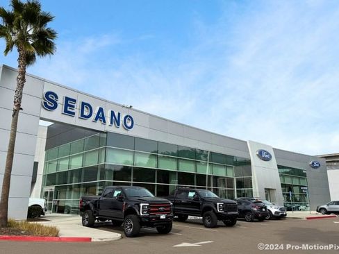 Certified 2023 Ford F350 Lariat w/ Lariat Ultimate Package image 37