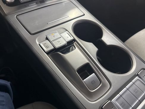 Used 2023 Hyundai Kona SE w/ Cargo Package image 23