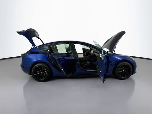 Used 2020 Tesla Model 3 Standard Range RWD image 31