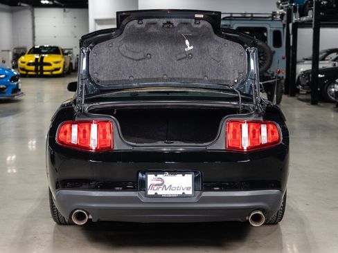 Used 2010 Ford Mustang GT image 15