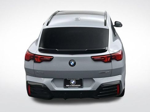 New 2026 BMW X2 xDrive28i w/ Technology Package AWD/4WD image 32