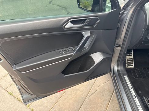 Used 2021 Volkswagen Tiguan S AWD/4WD image 24