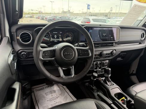 Used 2024 Jeep Wrangler Sahara w/ Technology Group image 30