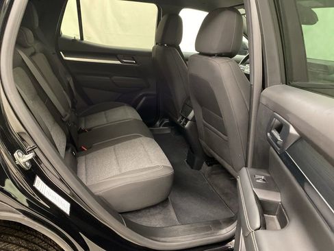 Used 2025 GMC Terrain Elevation image 17