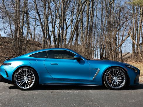 Used 2024 Mercedes-Benz AMG GT 63 image 9