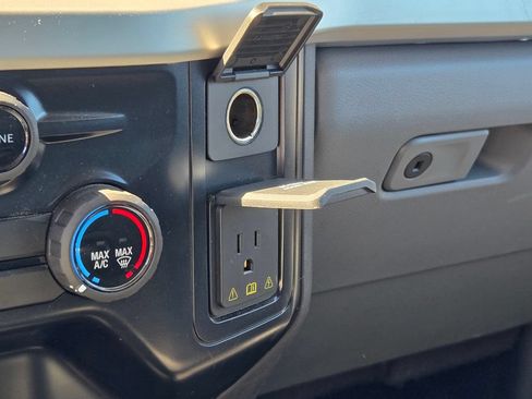 Used 2025 Ford F250 XLT AWD/4WD image 34