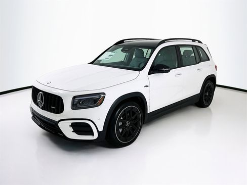 New 2026 Mercedes-Benz GLB 35 AMG 4MATIC image 3