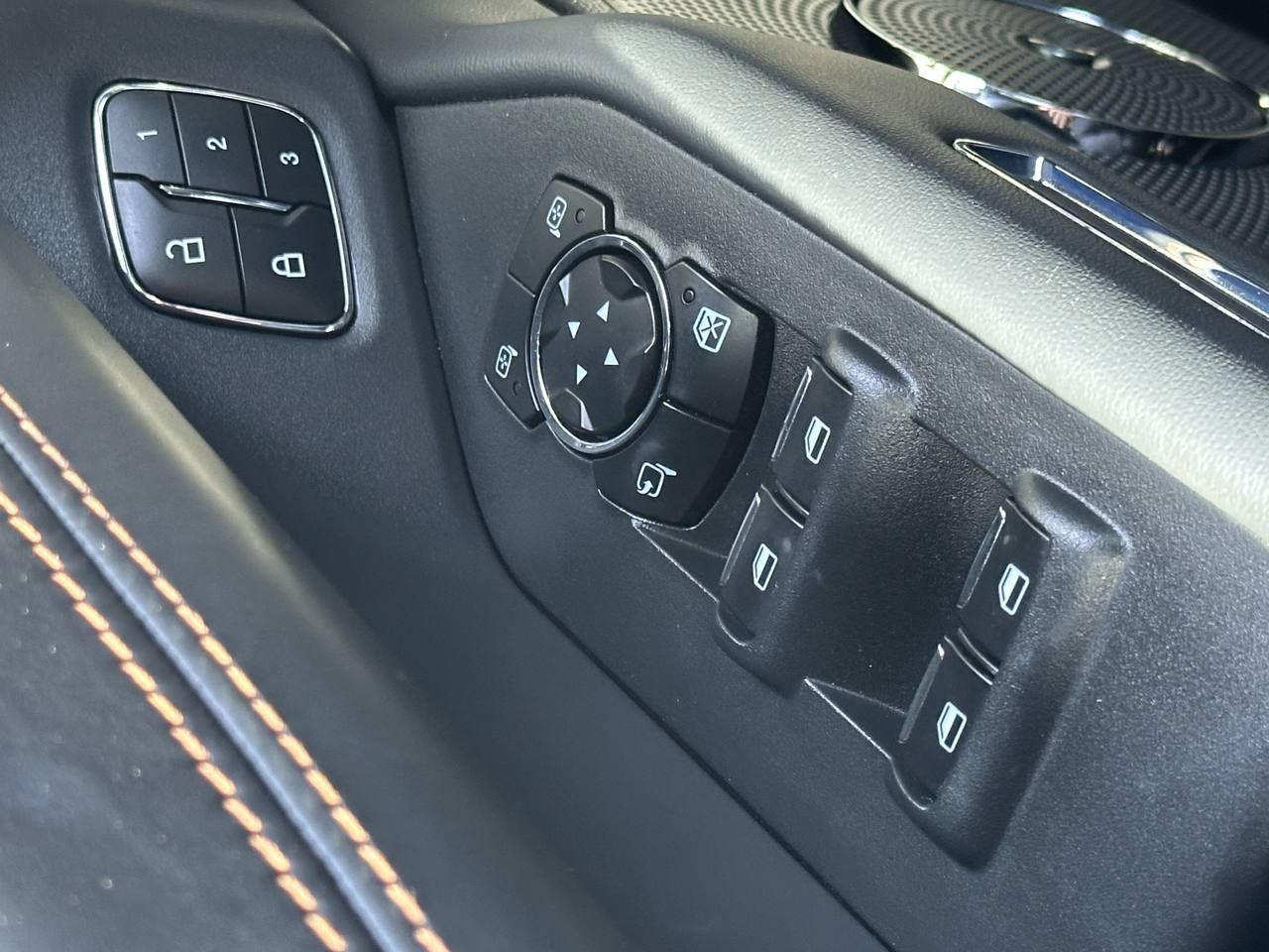 Used 2024 Ford Expedition Max Platinum AWD/4WD image 51