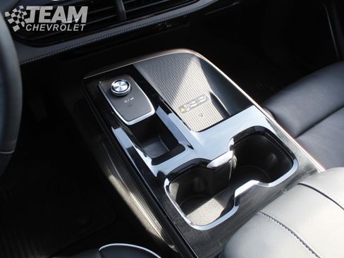 Certified 2025 Buick Enclave Avenir w/ Super Cruise Package image 20