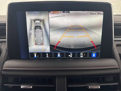 Used 2024 Chevrolet Suburban RST w/ Luxury Package image 19