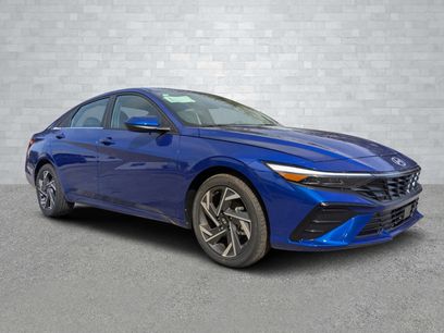 New 2025 Hyundai Elantra Limited