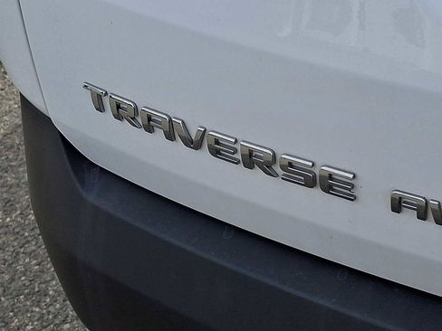 Used 2023 Chevrolet Traverse LT w/ LT Premium Package image 30