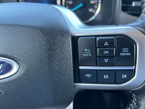 Used 2024 Ford Expedition XLT AWD/4WD image 17