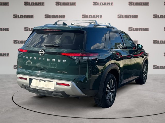 Used 2024 Nissan Pathfinder SL AWD/4WD image 5