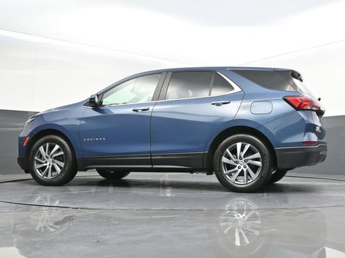 Used 2024 Chevrolet Equinox LT FWD image 38