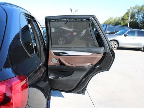 Used 2017 BMW X5 xDrive50i w/ M Sport Package image 36