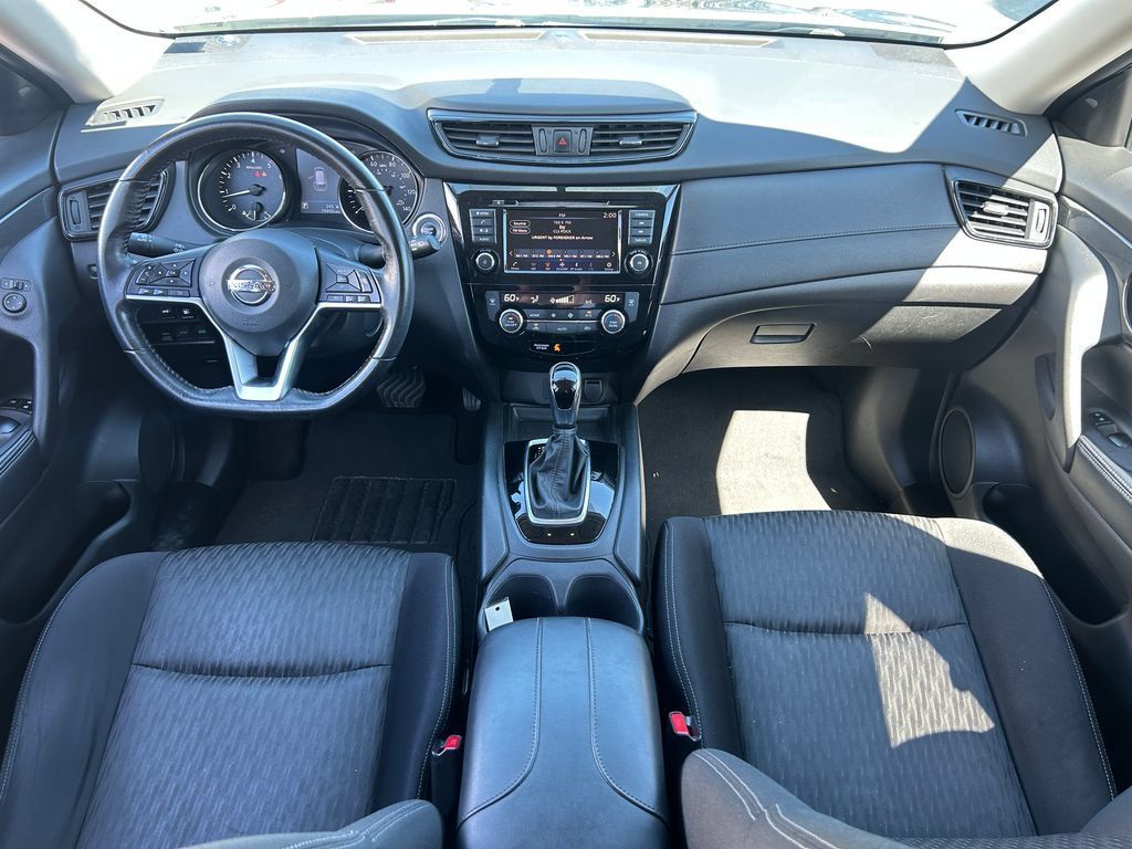 Used 2018 Nissan Rogue SV AWD/4WD image 57