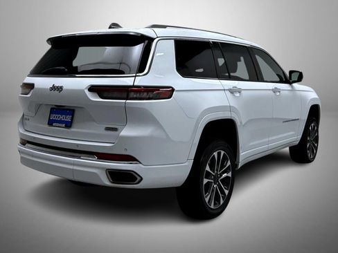 Used 2024 Jeep Grand Cherokee L Overland w/ Trailer Tow Package AWD/4WD image 5