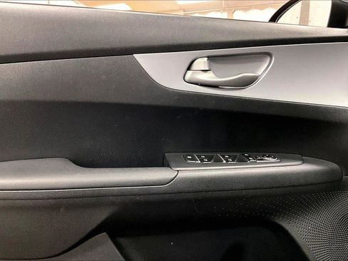 Used 2024 Kia Forte LXS image 22