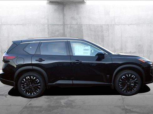 New 2026 Nissan Rogue SV image 5