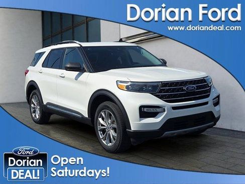 Used 2023 Ford Explorer XLT w/ Equipment Group 202A AWD/4WD image 1