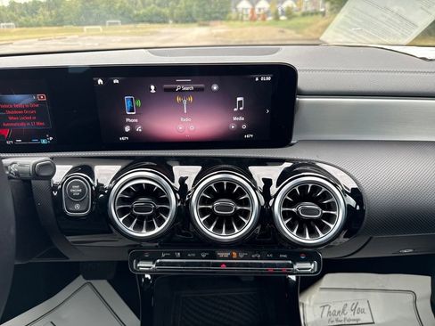 Used 2025 Mercedes-Benz CLA 250 4MATIC image 20