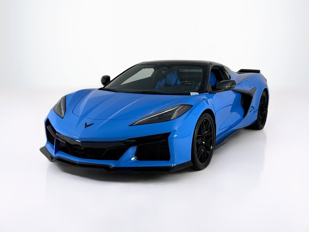 Used 2025 Chevrolet Corvette Z06 w/ Stealth Interior Trim Package RWD image 1