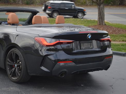 Certified 2024 BMW 430i Convertible w/ M Sport Package image 3