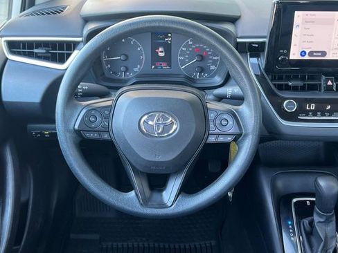 Used 2023 Toyota Corolla LE image 16