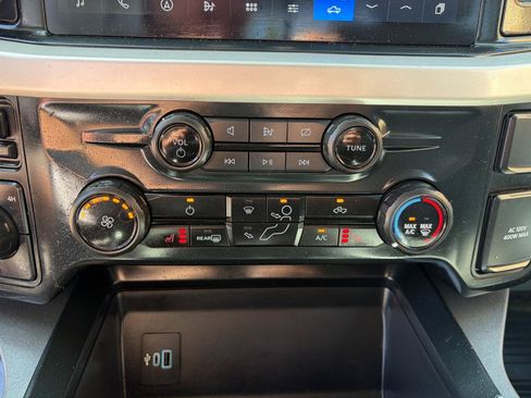 Used 2023 Ford F350 XLT w/ XLT Premium Package AWD/4WD image 21