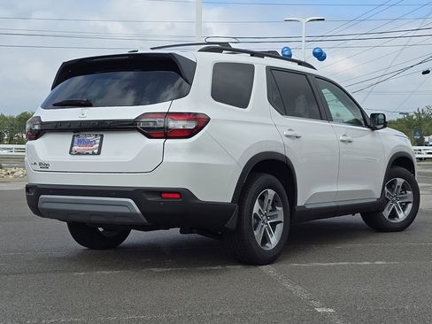 New 2025 Honda Pilot EX-L image 17