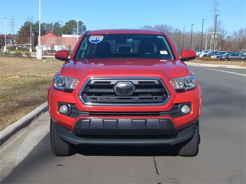 Used 2018 Toyota Tacoma SR5 image 16