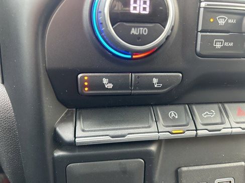 Certified 2022 Chevrolet Silverado 1500 LT image 22