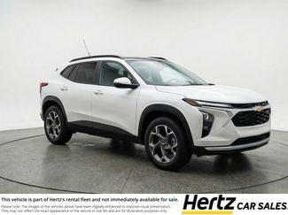 Used 2025 Chevrolet Trax LT video 1