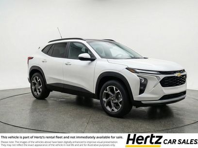 Used 2025 Chevrolet Trax LT