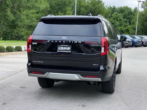 Used 2025 Ford Expedition Max Platinum AWD/4WD image 8