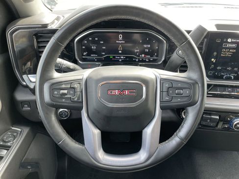 Used 2025 GMC Sierra 1500 SLT image 15