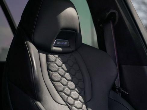 Used 2026 BMW X5 M Competition w/ Executive Package image 81