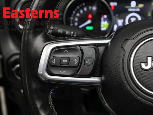 Used 2021 Jeep Wrangler Unlimited Sahara w/ Cold Weather Group AWD/4WD image 15