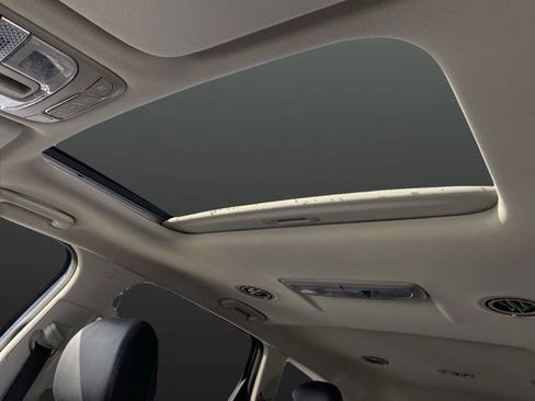 Used 2022 Kia Telluride EX w/ EX Premium Package image 7