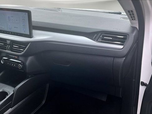 Used 2023 Ford Escape Platinum w/ Premium Technology Package image 25