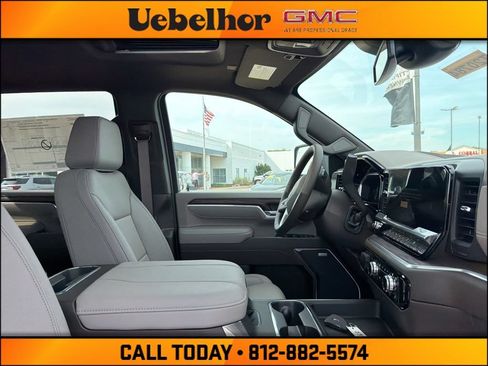 New 2026 GMC Sierra 2500 SLT w/ SLT Convenience Package AWD/4WD image 2