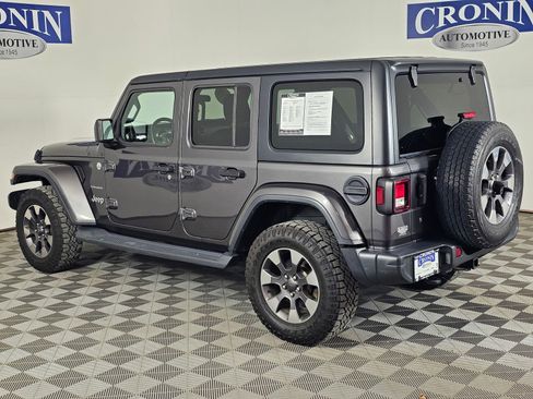 Used 2019 Jeep Wrangler Unlimited Sahara AWD/4WD image 34
