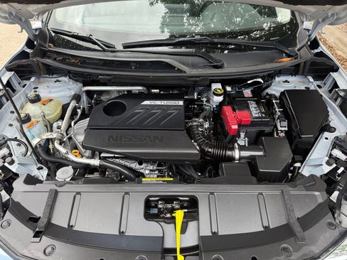 Used 2025 Nissan Rogue SV FWD image 33