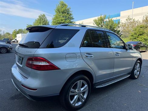 Used 2012 Mercedes-Benz ML 350 BlueTEC 4MATIC image 19