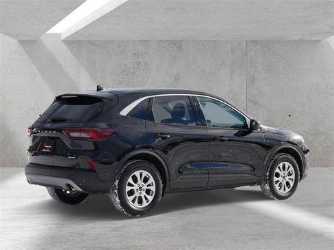 Certified 2023 Ford Escape Active image 3