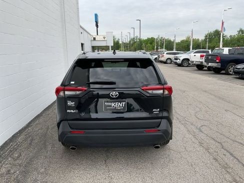 Used 2025 Toyota RAV4 XLE w/ Convenience Package image 6