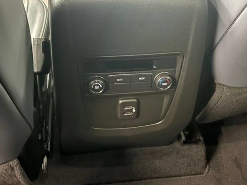 Used 2024 Buick Enclave Essence w/ Sport Touring Edition AWD/4WD image 17