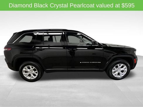 Used 2023 Jeep Grand Cherokee Limited AWD/4WD image 2