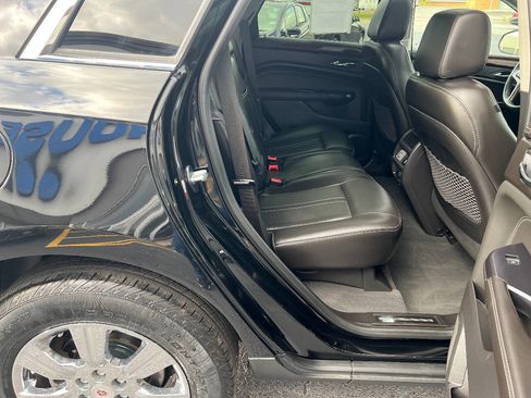 Used 2014 Cadillac SRX Luxury w/ Driver Awareness Package image 24